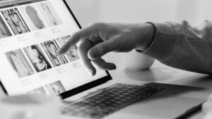 Difference between Tradtional Online Store and Video Commerce Platform